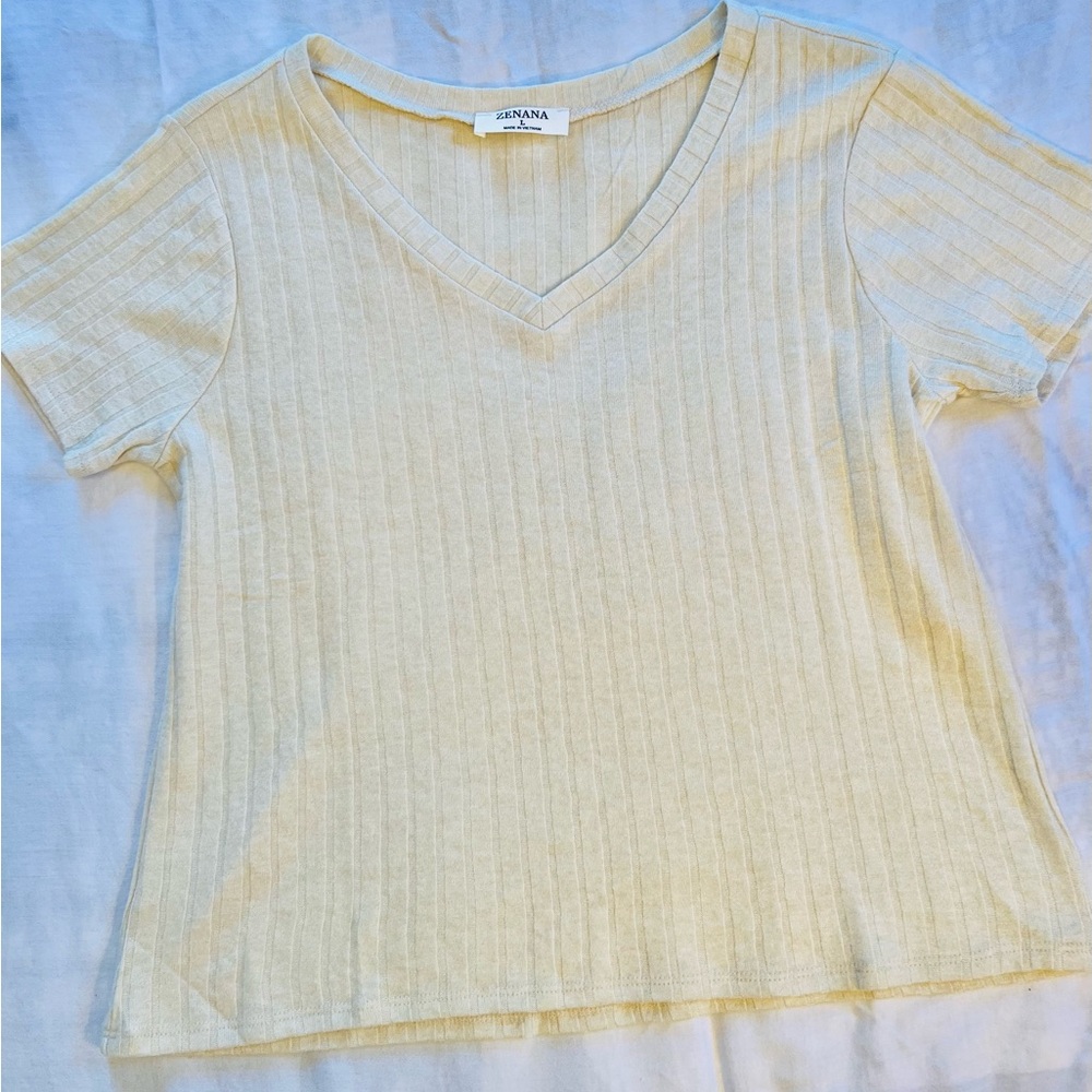 Zenana Outfitters Beige V-Neck Ribbed Tee